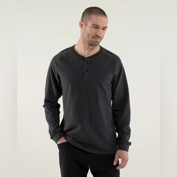 Lululemon Athletica all town Henley - Picture 1 of 8